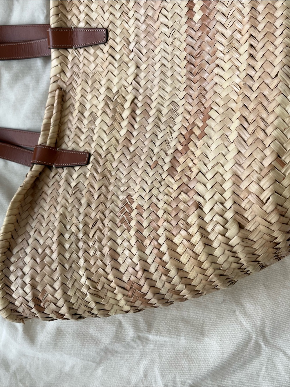 Celine Medium Classic Panier in Palm Leaves and Calfskin - Picture 5 of 12